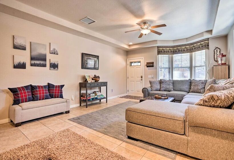 5 Mi To Big Bear Lake: Cozy Cottage W/ Hot Tub