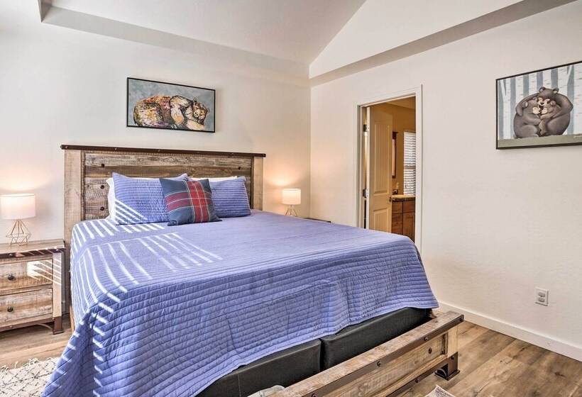 5 Mi To Big Bear Lake: Cozy Cottage W/ Hot Tub