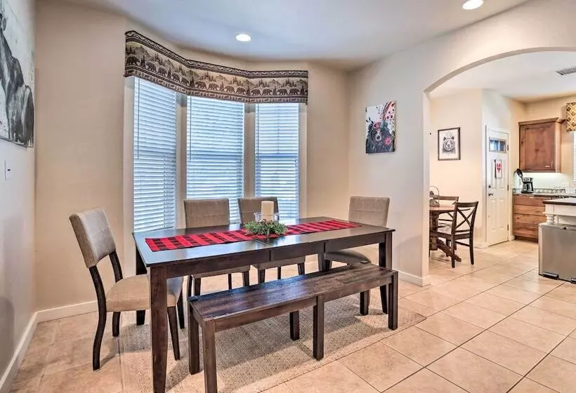 5 Mi To Big Bear Lake: Cozy Cottage W/ Hot Tub