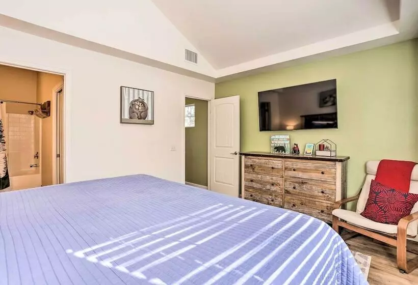 5 Mi To Big Bear Lake: Cozy Cottage W/ Hot Tub