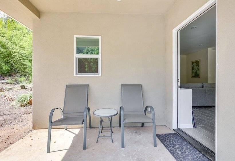Cozy Escondido Escape Near Hiking & Downtown!
