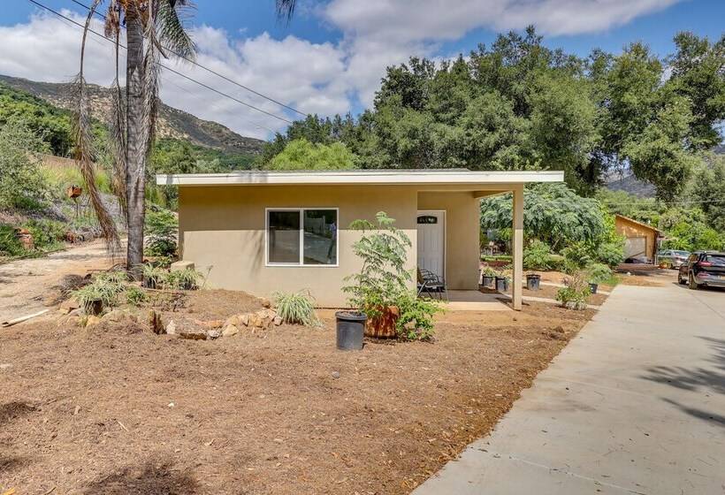 Cozy Escondido Escape Near Hiking & Downtown!