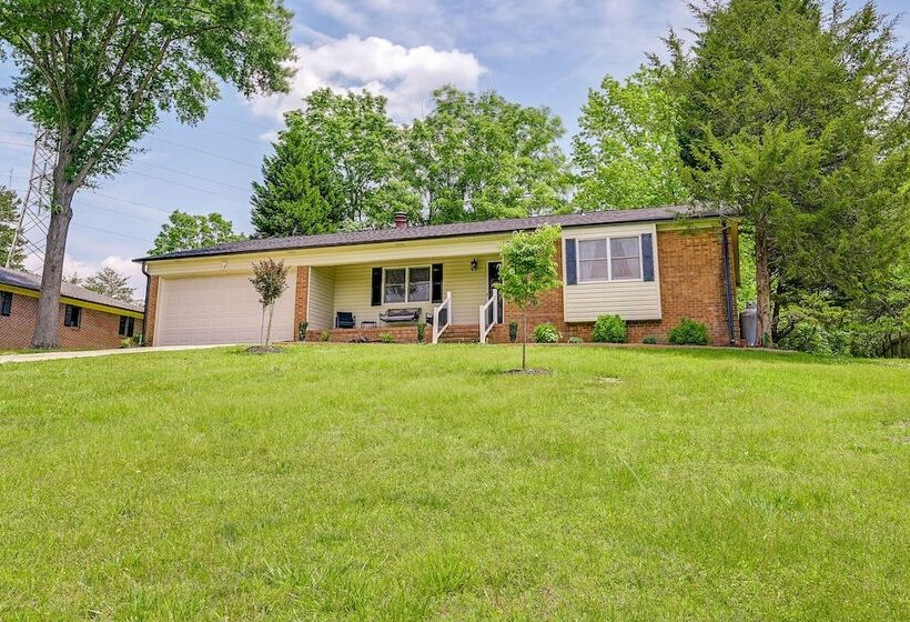 Cozy High Point Vacation Rental: Near Hpu Campus