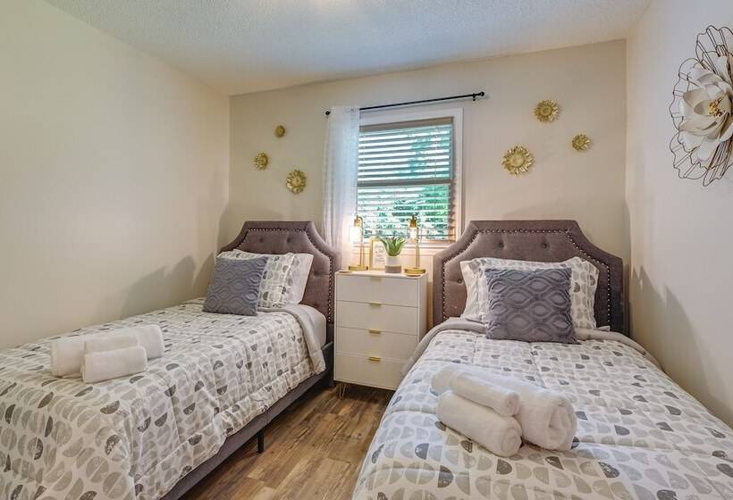 Cozy High Point Vacation Rental: Near Hpu Campus