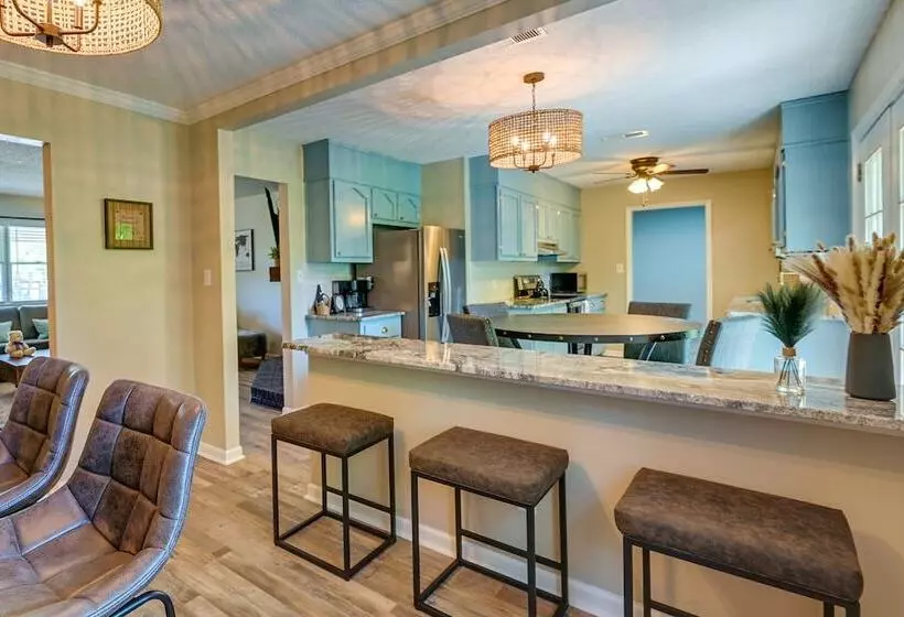 Cozy High Point Vacation Rental: Near Hpu Campus