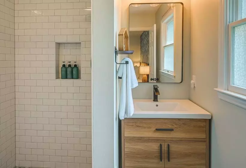 Cozy High Point Vacation Rental: Near Hpu Campus