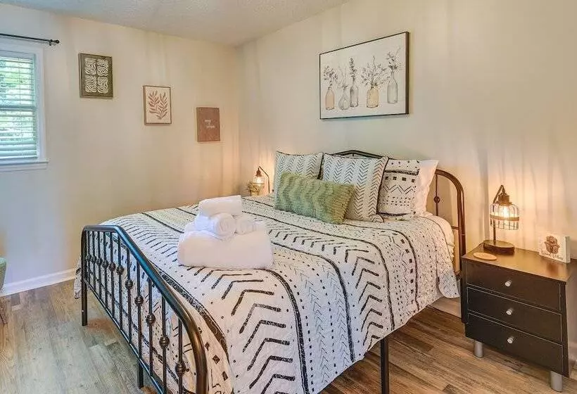 Cozy High Point Vacation Rental: Near Hpu Campus