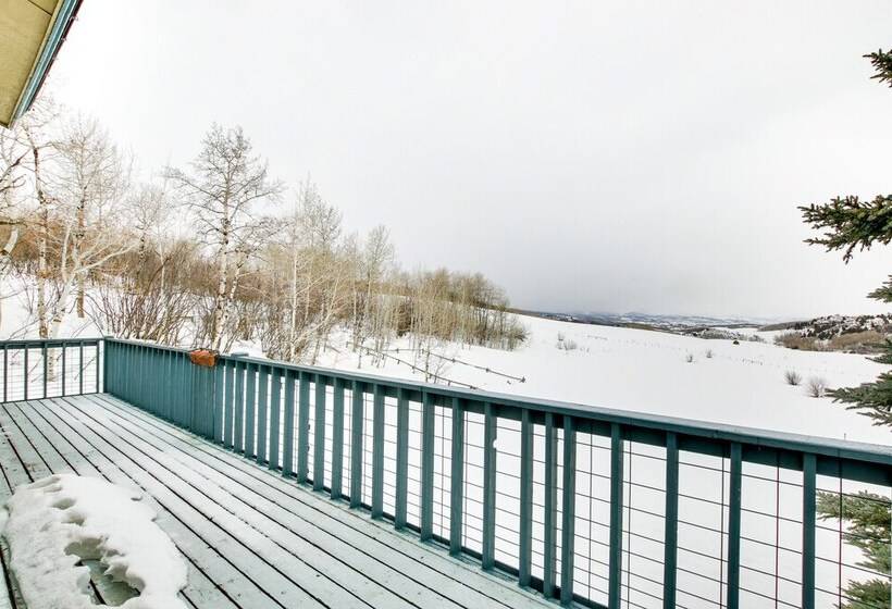 Cozy Mountain Home On 10 Acres W/ Fire Pit + Games