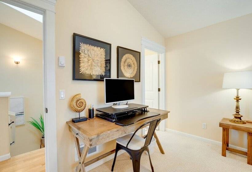 Cozy Waldport Vacation Rental: Steps From The Bay!