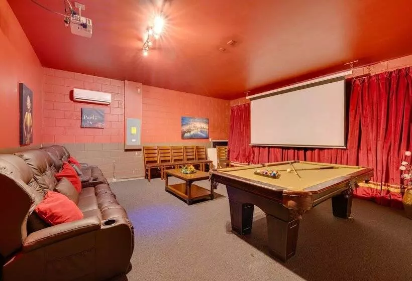 8 Mi To Disney: Home W/ Game Room In Davenport