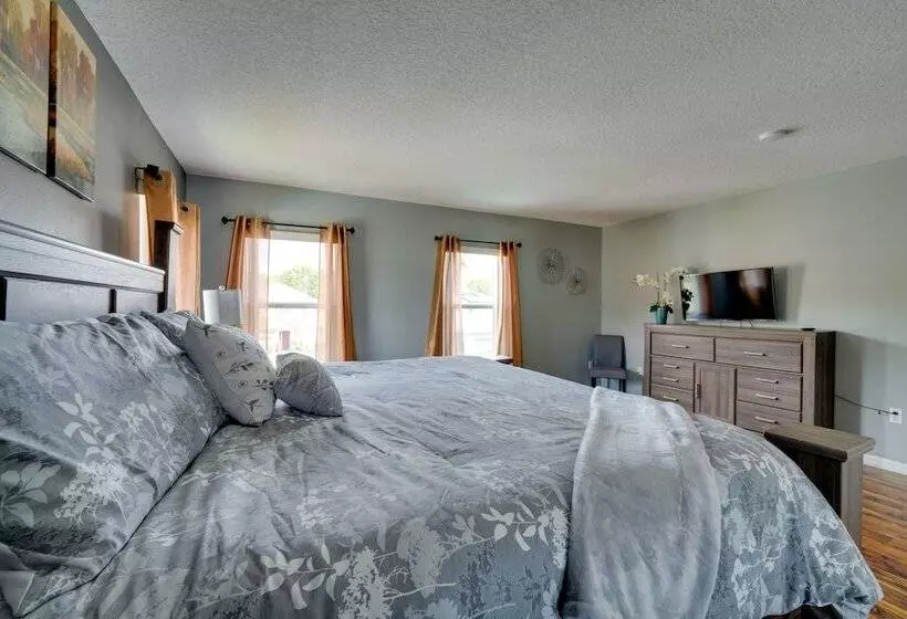 8 Mi To Disney: Home W/ Game Room In Davenport