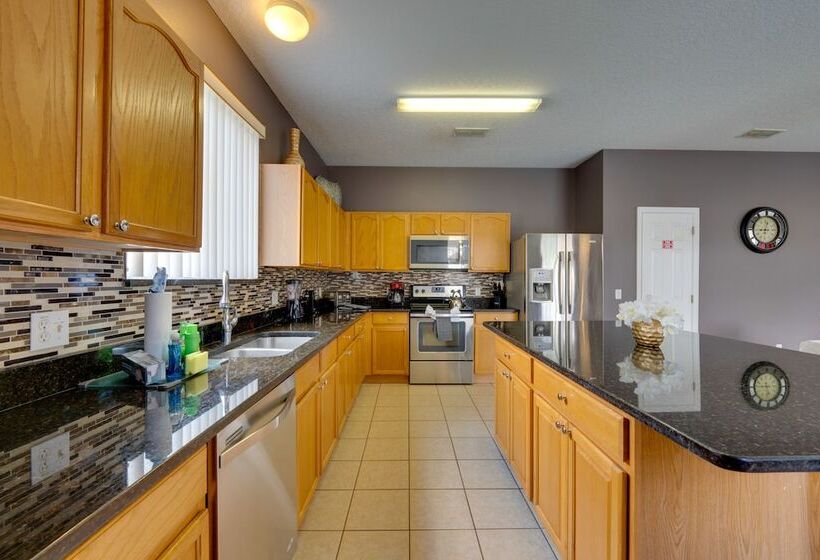 8 Mi To Disney: Home W/ Game Room In Davenport