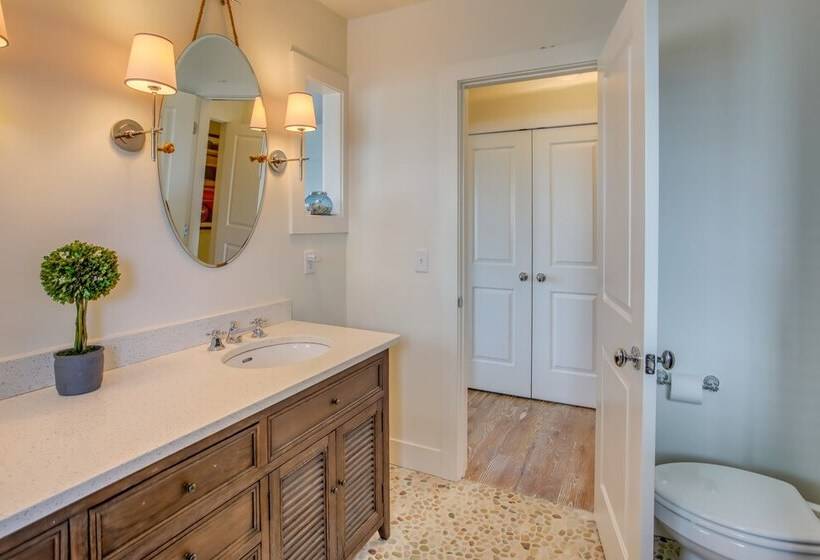 Holden Beach House W/ Boat Dock: Steps To Beach!