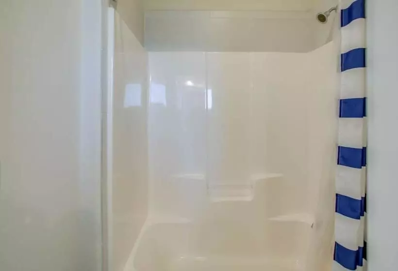 Holden Beach House W/ Boat Dock: Steps To Beach!