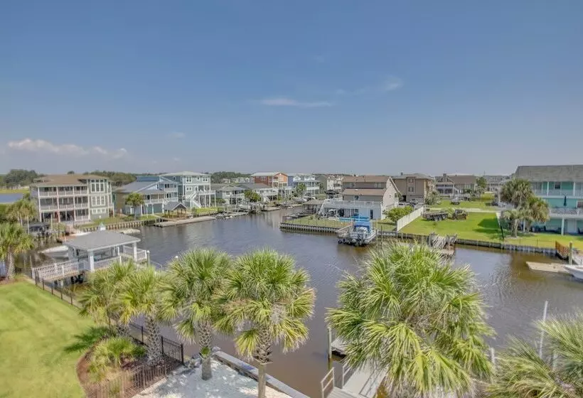 Holden Beach House W/ Boat Dock: Steps To Beach!