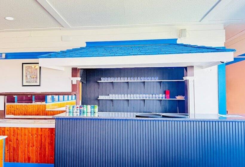 فندق Ramada By Wyndham Dawson Creek