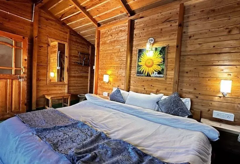 هتل Blue Poppy Resort