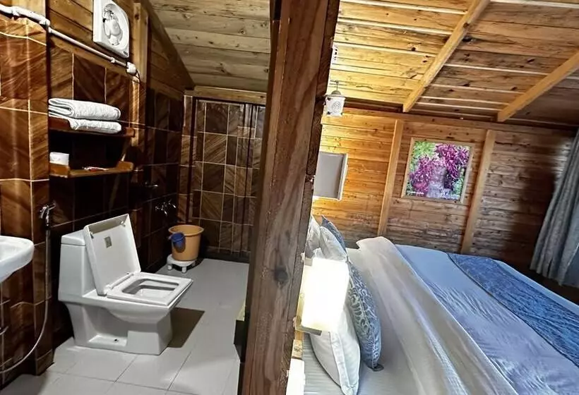 هتل Blue Poppy Resort