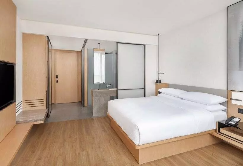 هتل Fairfield By Marriott Pujiang