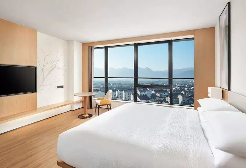 هتل Fairfield By Marriott Pujiang