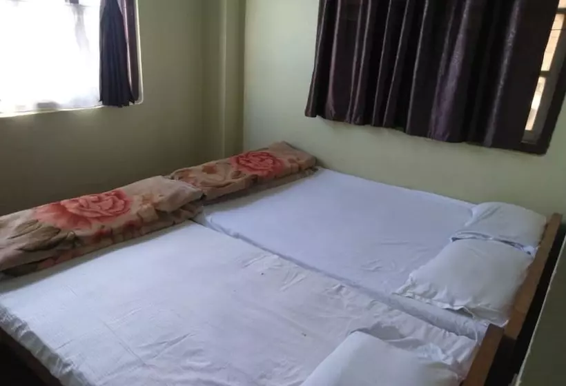 ホテル Goroomgo J.p. Lodge Kalimpong