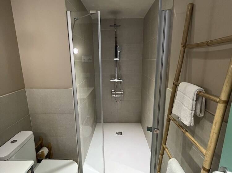 هتل Lindala Natural