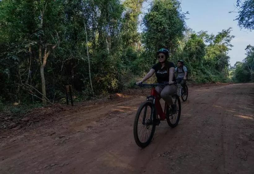 Hotelli Reserva Natural Iguazú   Pristine Luxury Camp