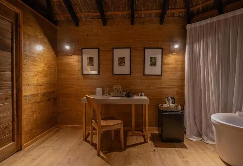 Hotelli Reserva Natural Iguazú   Pristine Luxury Camp