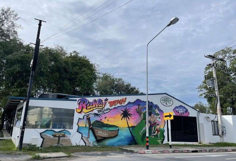 Phuket Muay Thai Hotel Rawai Beach