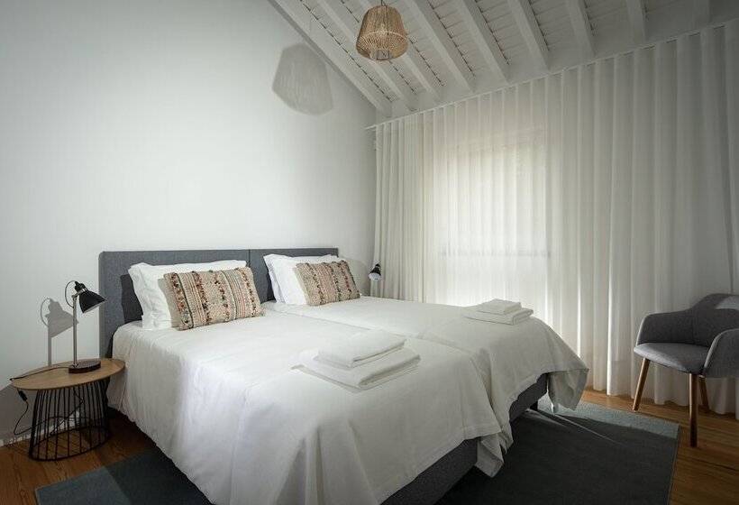 هتل روستایی Quinta Dos 10