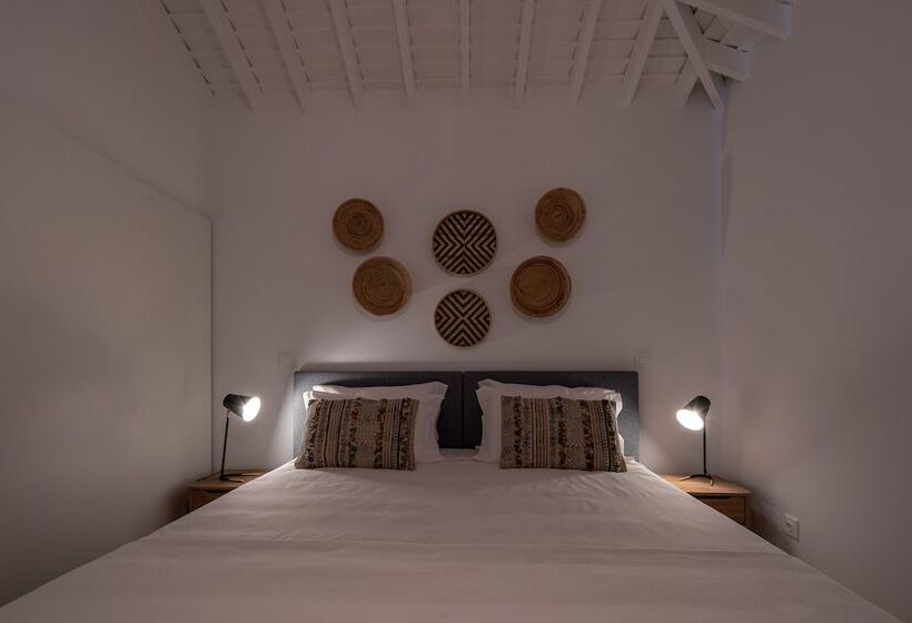 هتل روستایی Quinta Dos 10