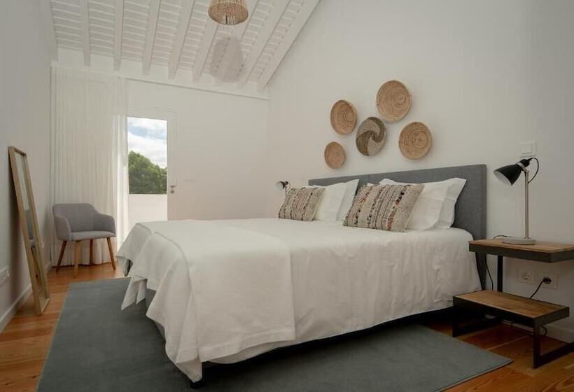 هتل روستایی Quinta Dos 10