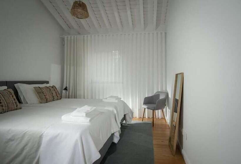 هتل روستایی Quinta Dos 10