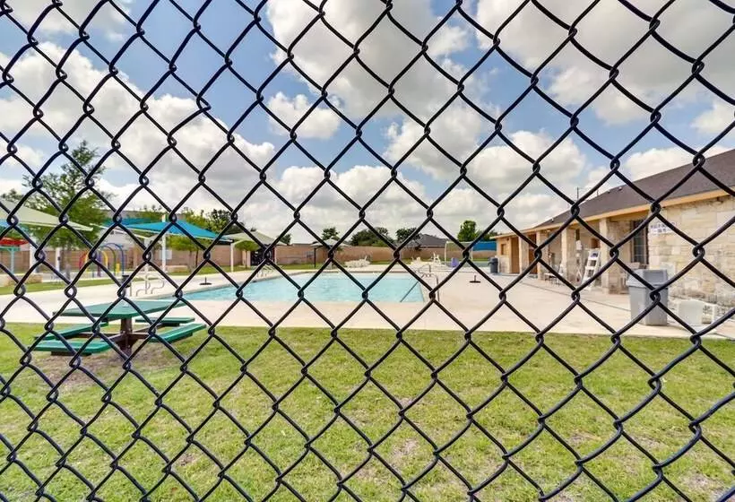 Jarrell Home W/ Playground + Pool Access!