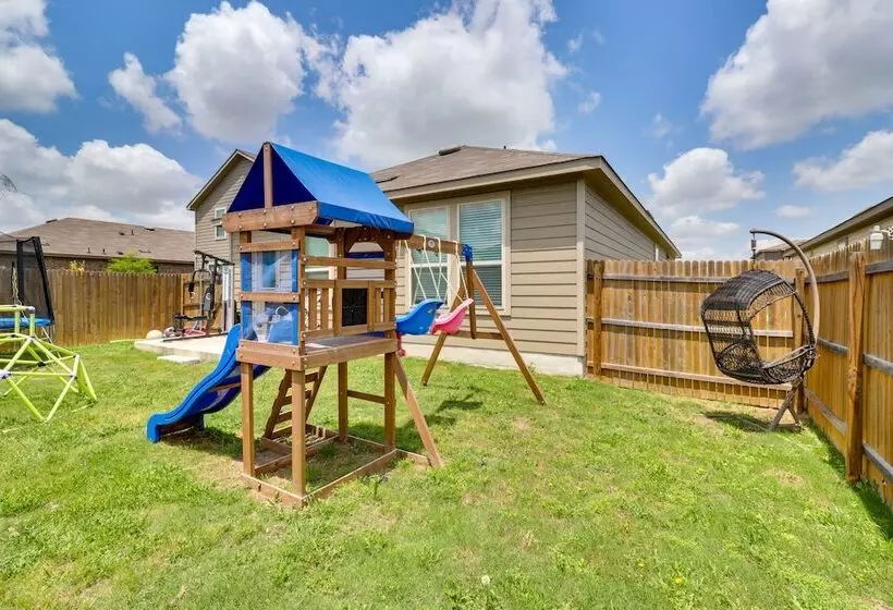 Jarrell Home W/ Playground + Pool Access!