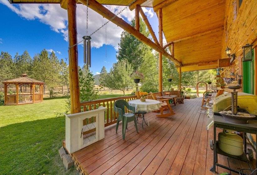 Libby Home W/ Mountain Views: Gazebo & Fire Pit!