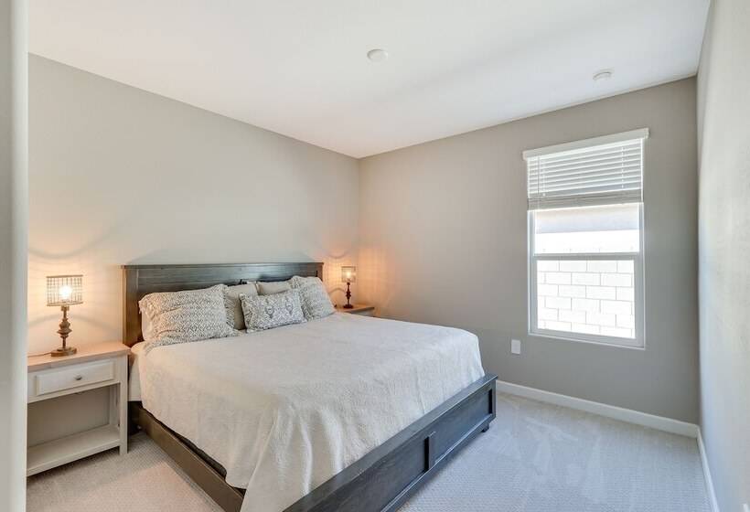 Maricopa Home W/ Yard 1 Mi To Harrahs Casino!