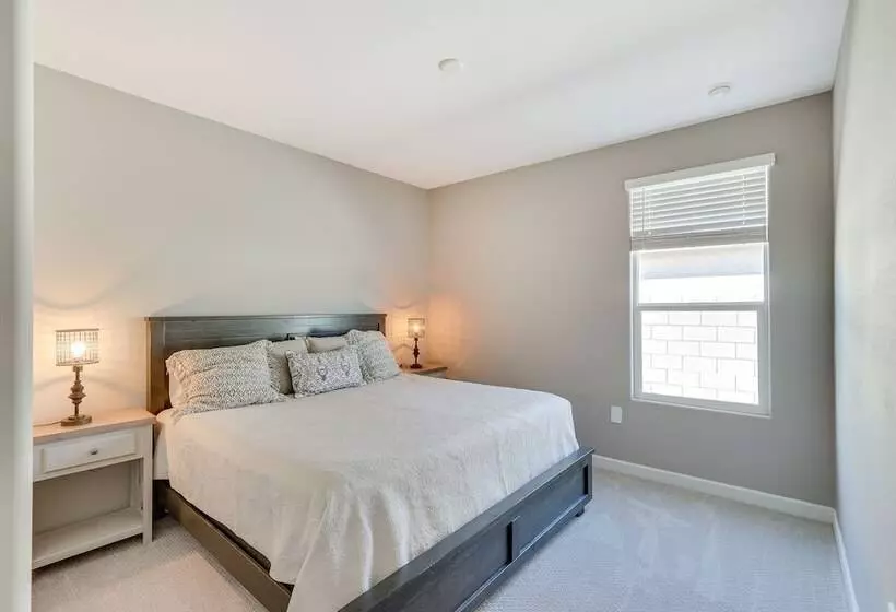 Maricopa Home W/ Yard   1 Mi To Harrahs Casino!