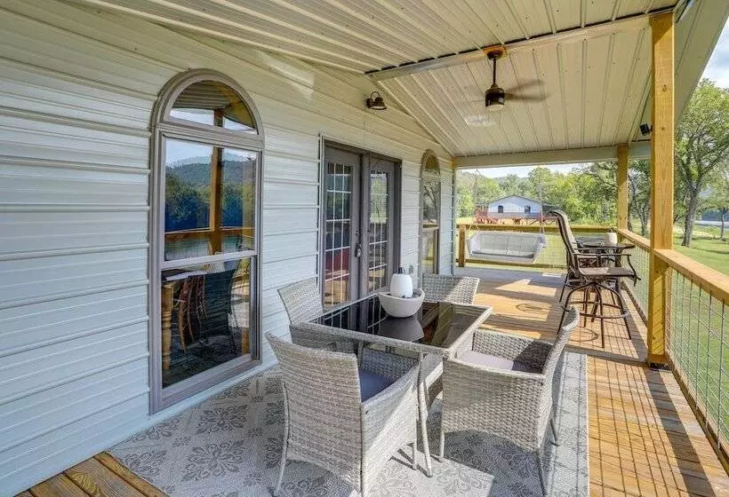 Melbourne Home W/ Fire Pit On The White River!