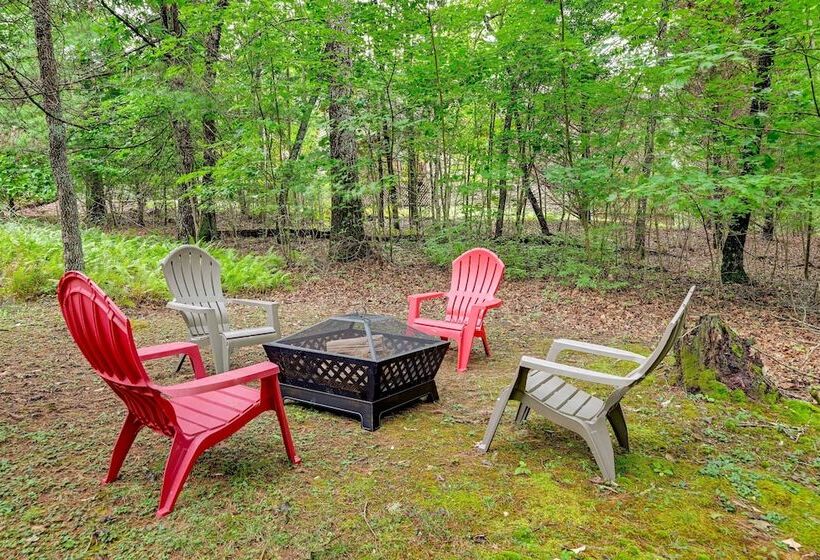 Peaceful Franklin Mountain Retreat W/ Deck