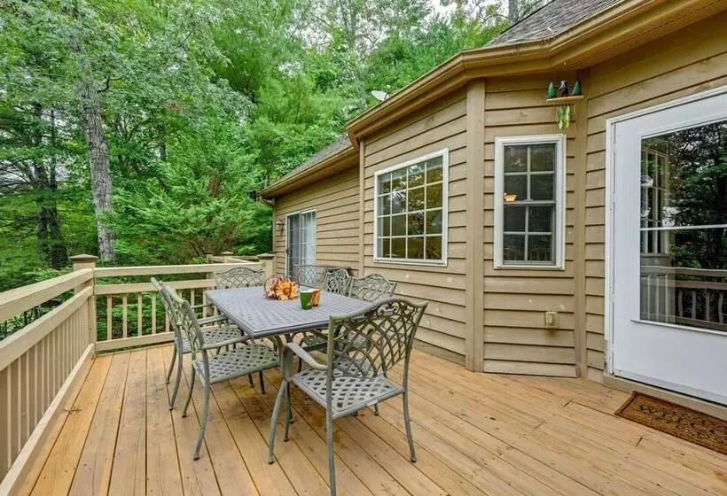Peaceful Franklin Mountain Retreat W/ Deck
