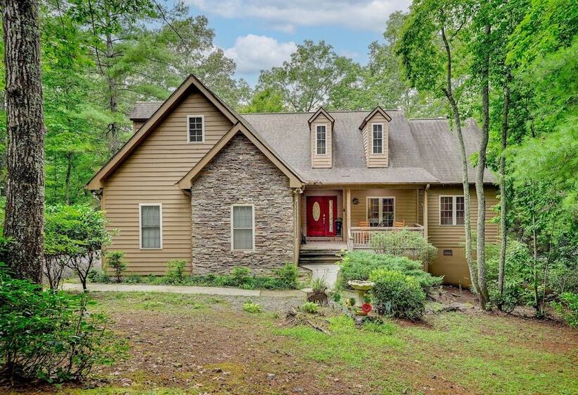 Peaceful Franklin Mountain Retreat W/ Deck