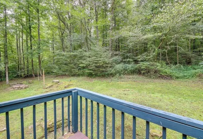 Riverfront Briceville Cabin W/ Patio & Fire Pit!