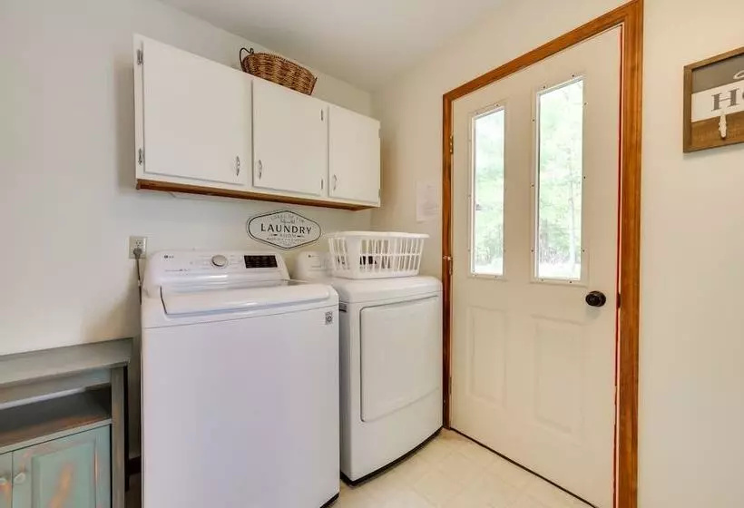 Scenic Cottage W/ Private Dock On Torch Lake