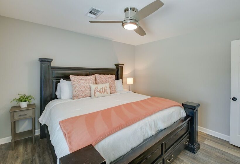 Peaceful Hot Springs Home: Deck W/ Water Views!