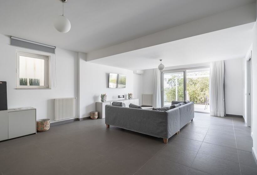 Villas D Orlando   With Private Pool And Sea View