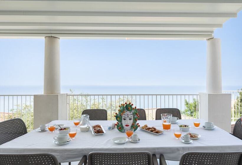 Villas D Orlando   With Private Pool And Sea View