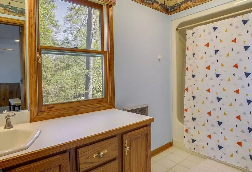 Waterfront South Haven Home W/ Beach Access!