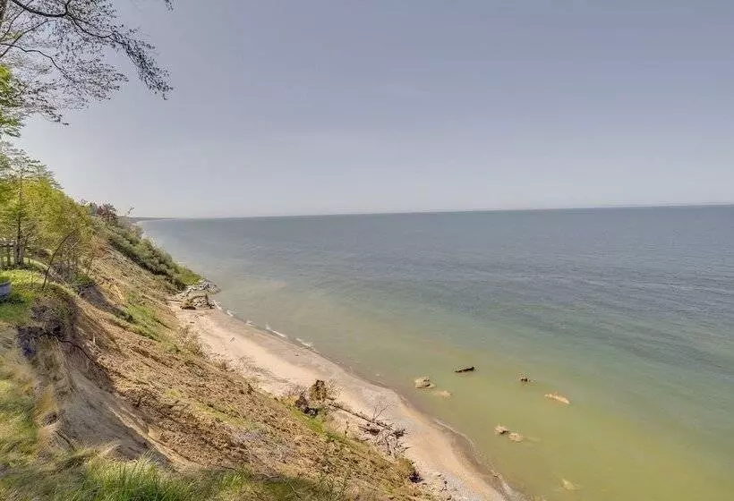 Waterfront South Haven Home W/ Beach Access!