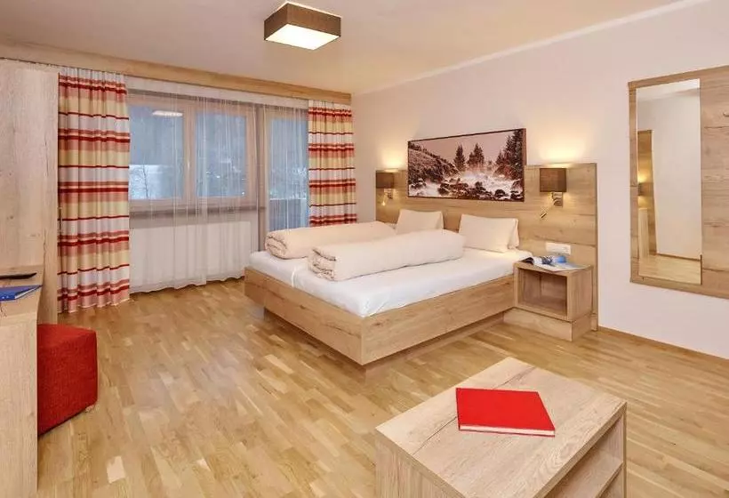 هتل Appartement 4-jahreszeiten